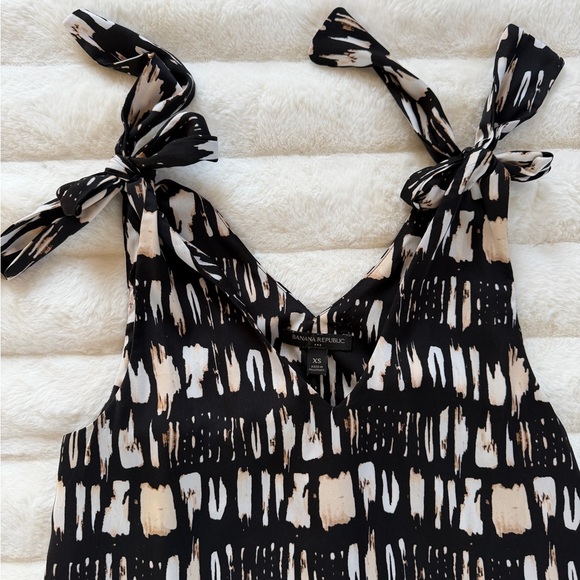 Banana Republic Midi Dress XS Black Beige Print Flowy - Picture 6 of 7